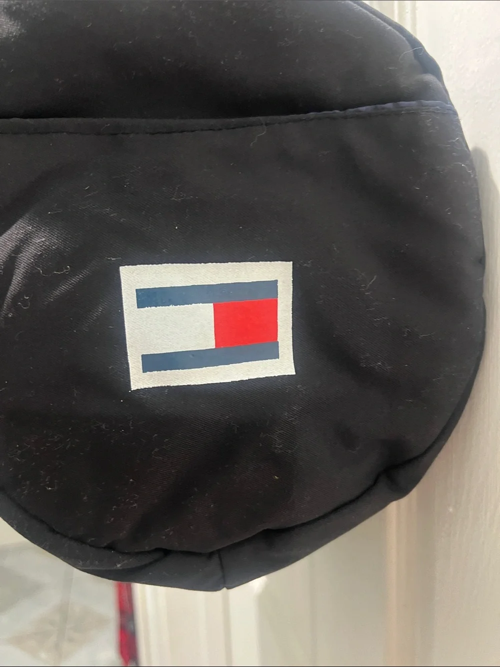 Tommy Hilfiger Black Logo-Trim Duffle Bag